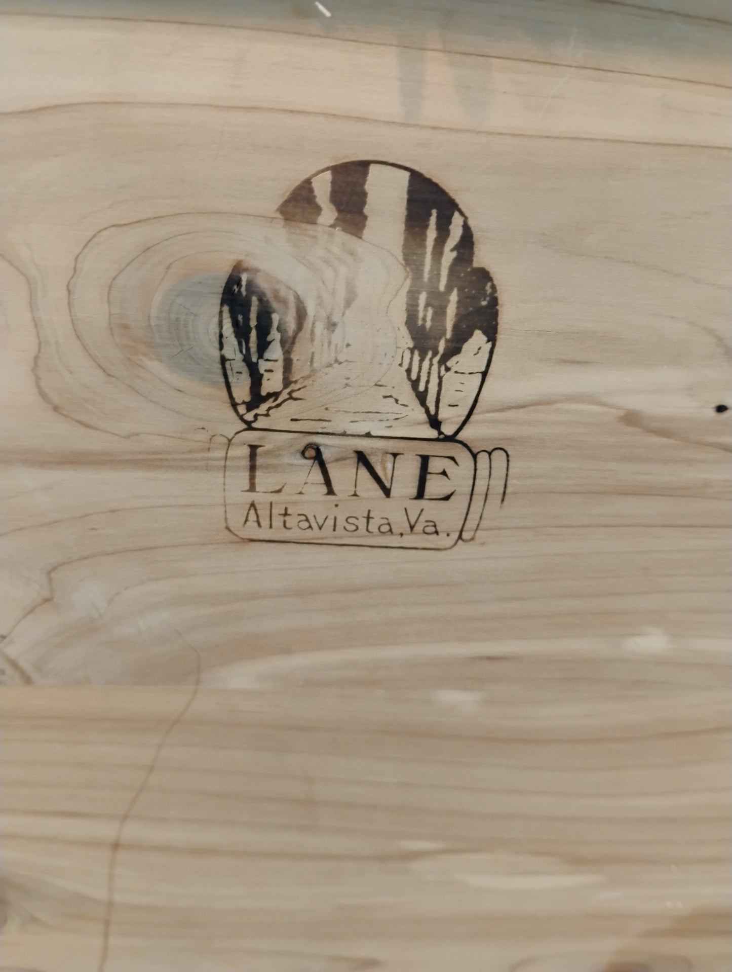 Lane Cedar Chest